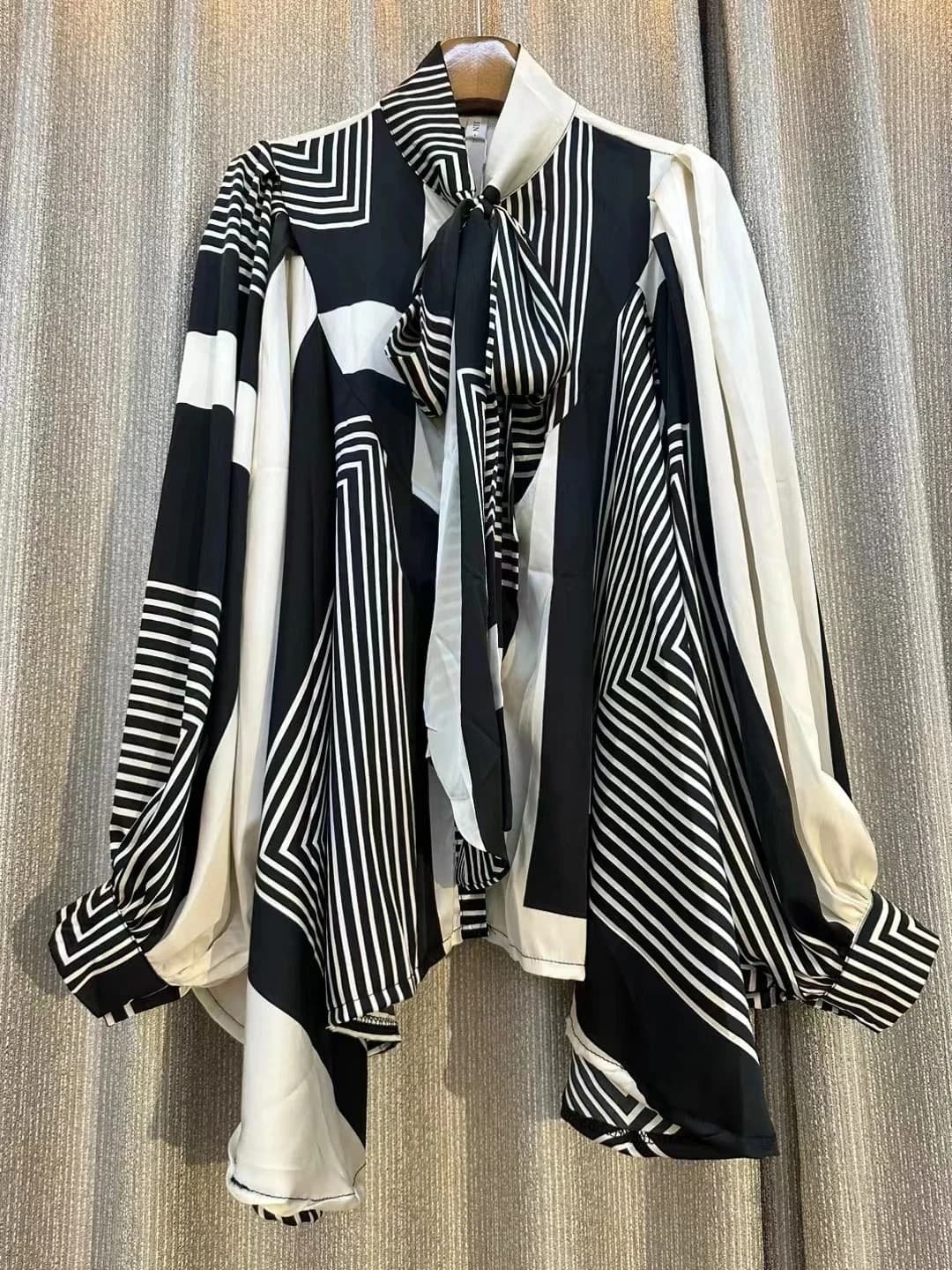 New Vintage Printing Casual Shirts For Women Long Sleeve Spliced Single Breasted Minimalist Loose Louses Female Blouses 2024