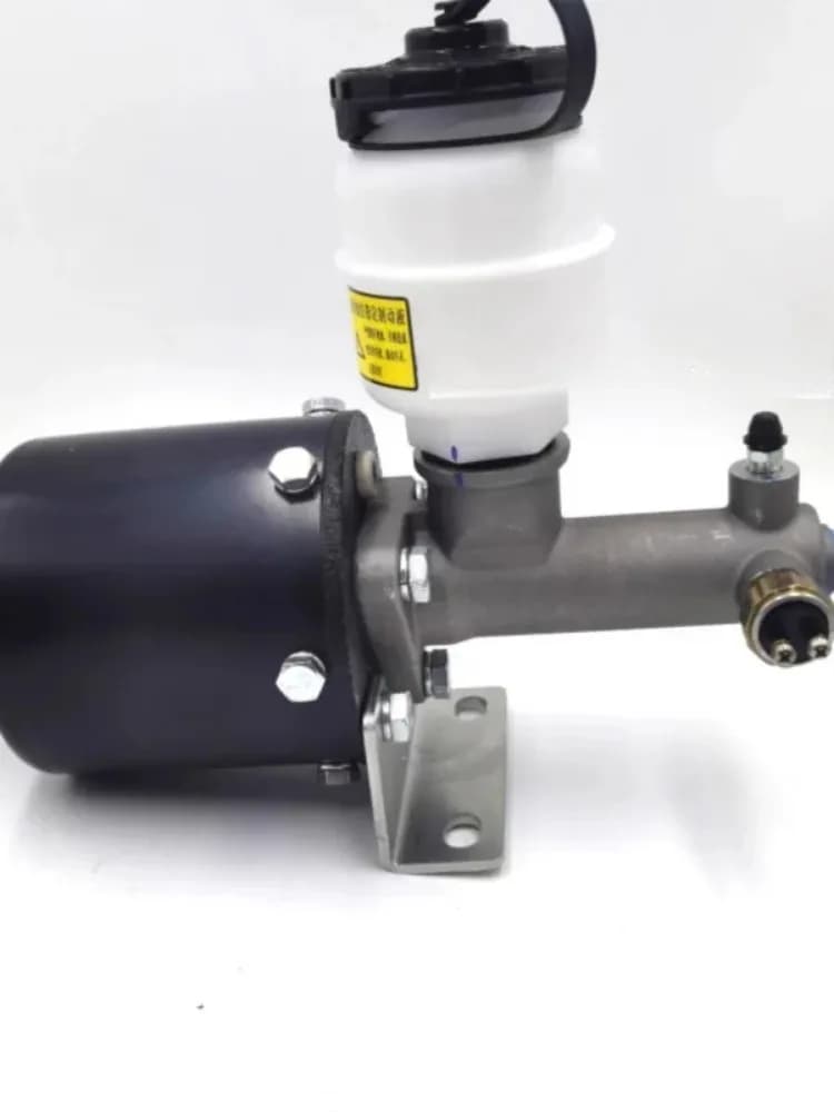 Small forklift loader air brake pu mp brake booster air booster pump brake master cylinder