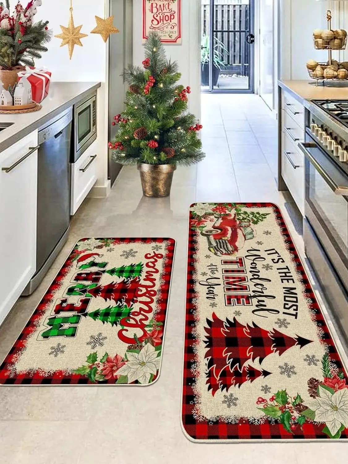 VIKAMA 2-Piece Christmas-Themed Kitchen Rug Corridor Runner Indoor/Outdoor Entryway Welcome Mat Holiday Home Decor