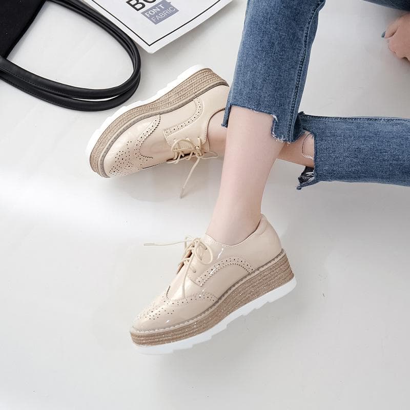 Fashionable Brogue-carved Leather Shoes, British Style, Lace-up Platform Flats, Wedges, Casual Shoes, Preppy Style HZB cm black
