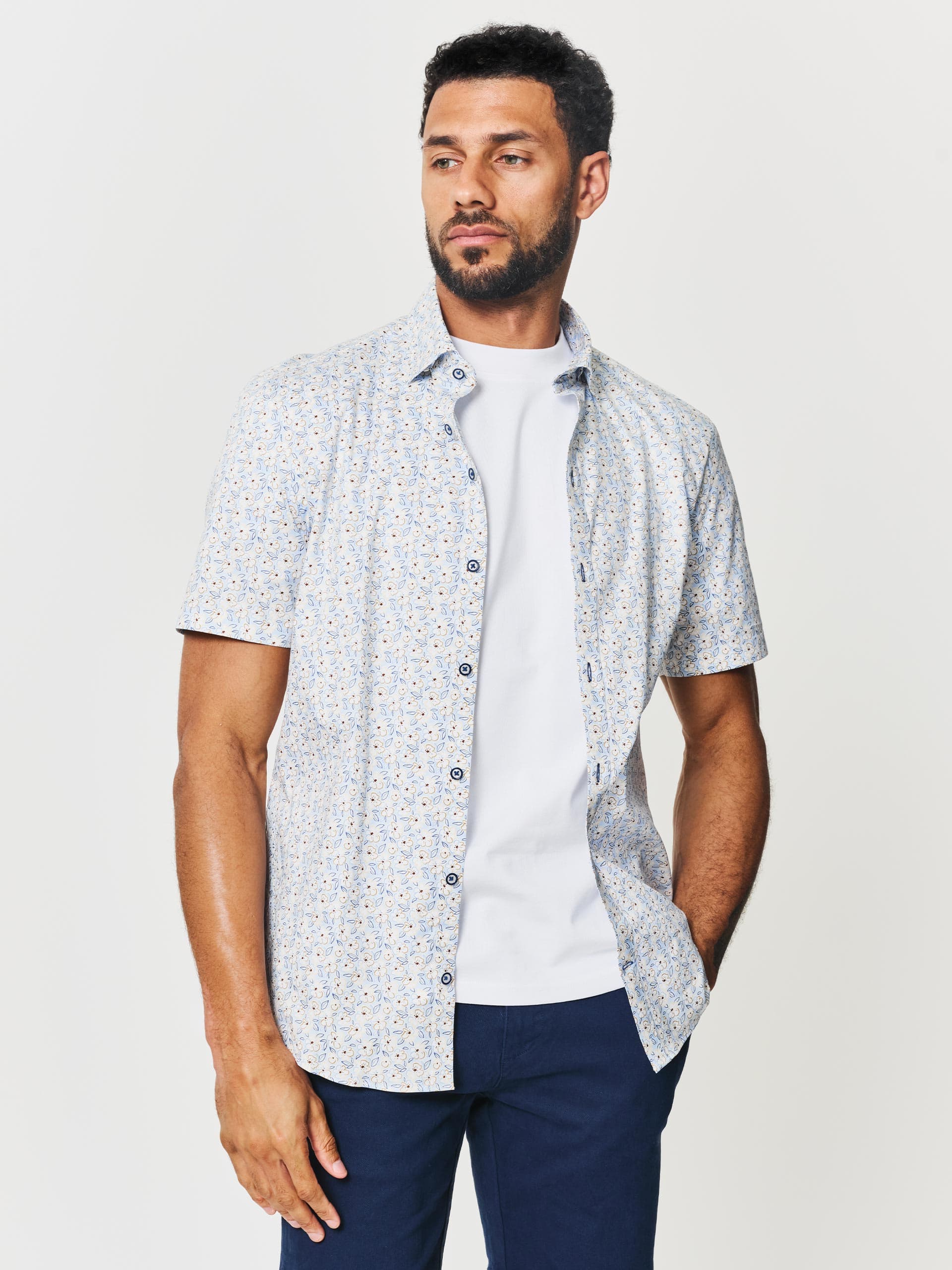 Guthrie & Valentine Mens Tailored Fit Blue Floral Print Short Sleeve Shirt L